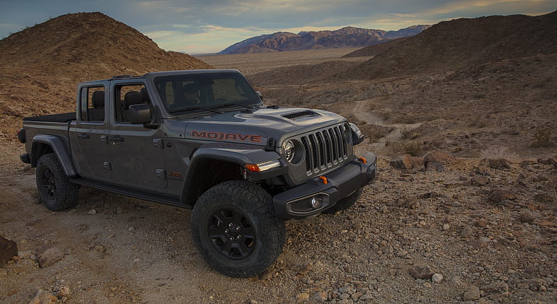 2020 Jeep Gladiator Mojave - Front Three-Quarter, car, HD wallpaper ...