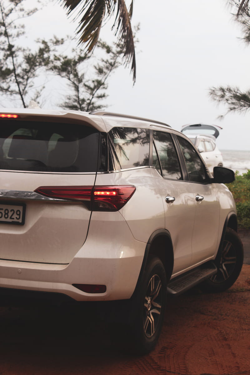 Toyota Fortuner, back, driving, HD phone wallpaper | Peakpx
