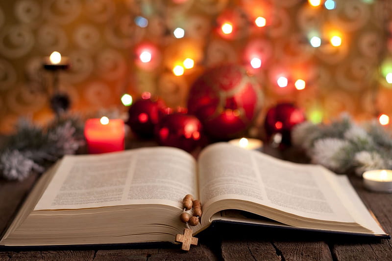 Holy Bible, red, colorful, book, bonito, lights, nice, flame, bible, sparkling, lovely, pages, holiday, christmas, new year, winter, candles, holy, balls, HD wallpaper