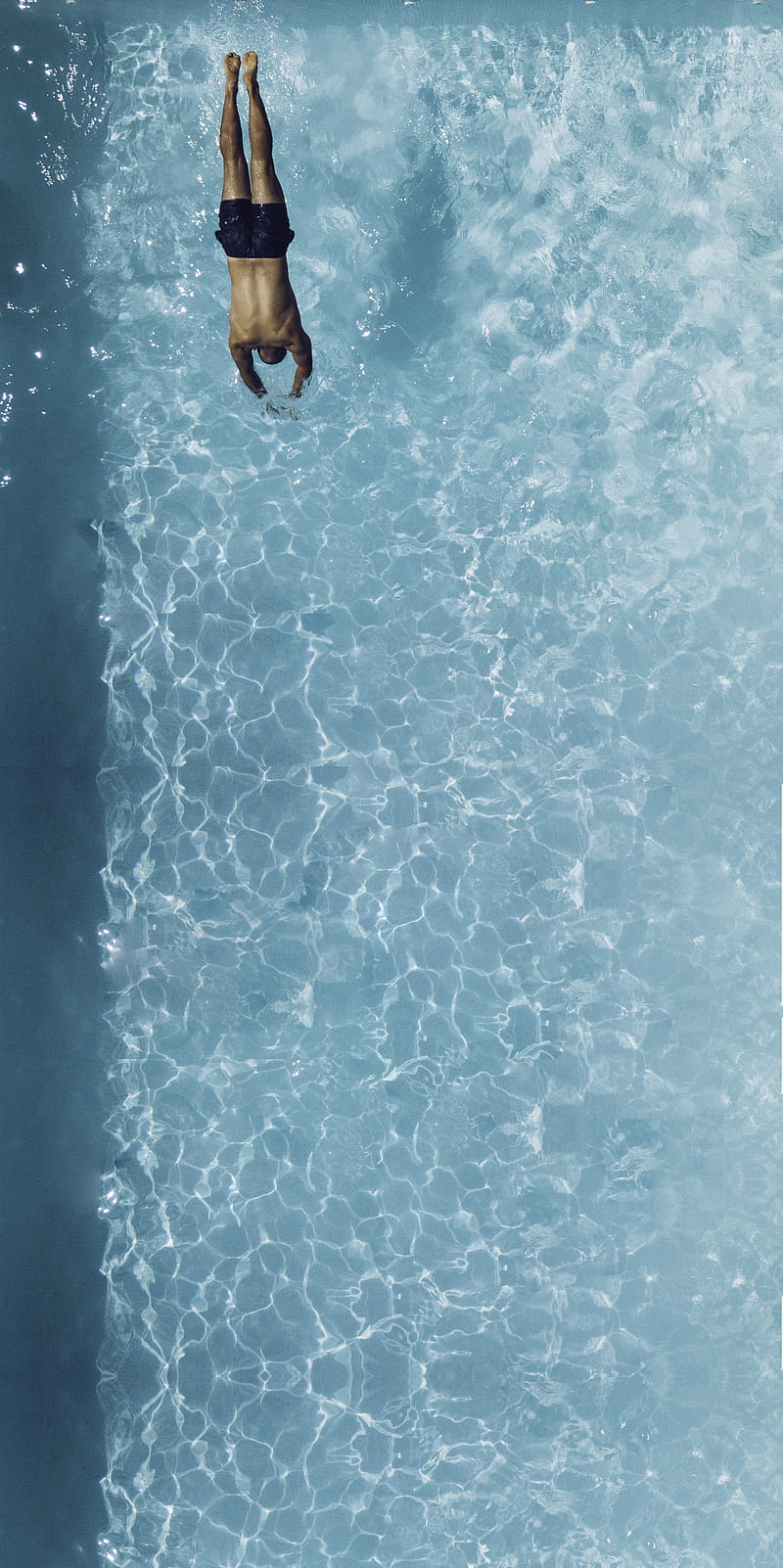 person about to dive on swimming pool, HD phone wallpaper