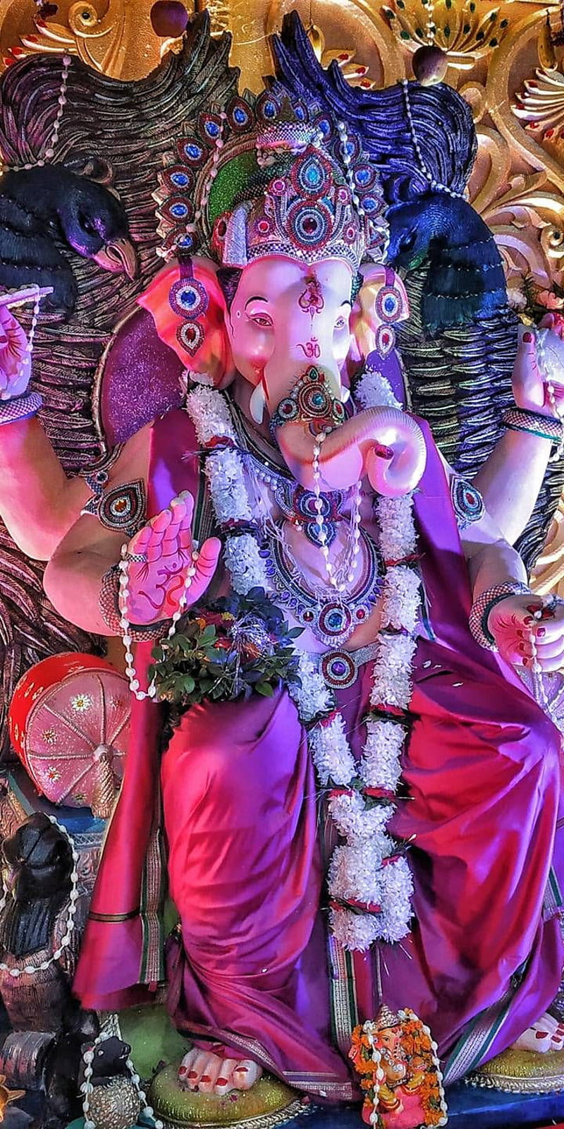 Image of Lord Ganesha Idol with beautiful bokeh background / Ganesh  Idol-BJ150354-Picxy