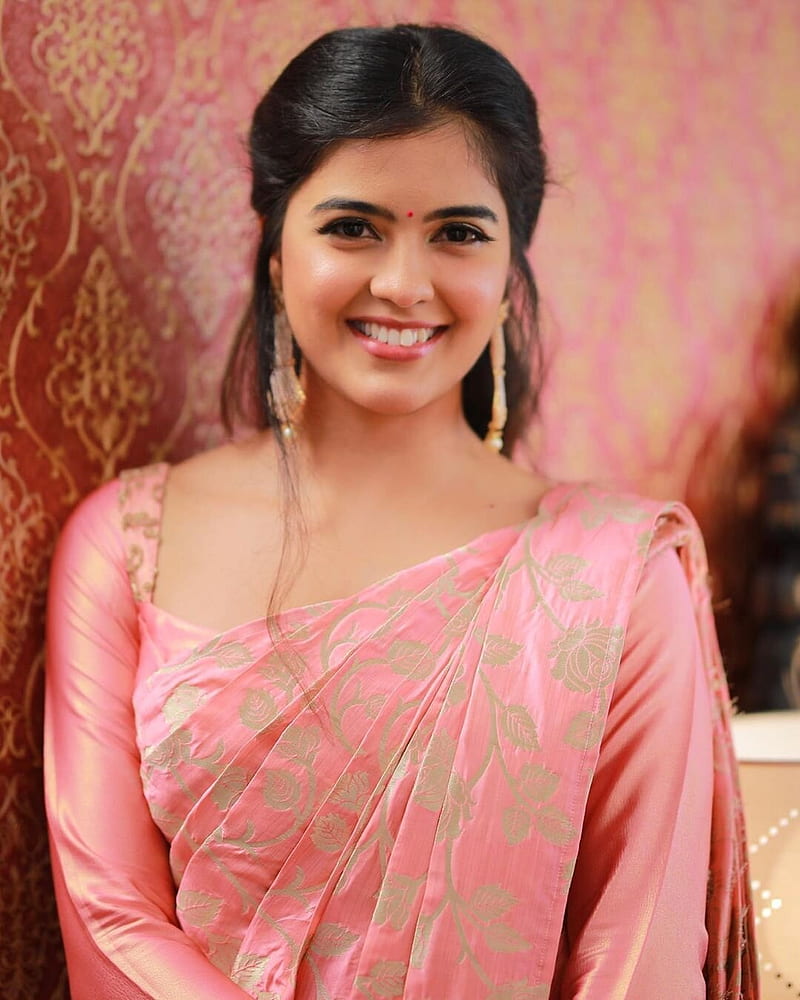 Amritha Aiyer, actress, amritha iyer, tamil actress, HD phone wallpaper