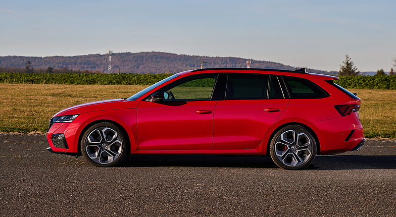 2021 Škoda Octavia RS Combi, car, HD wallpaper | Peakpx