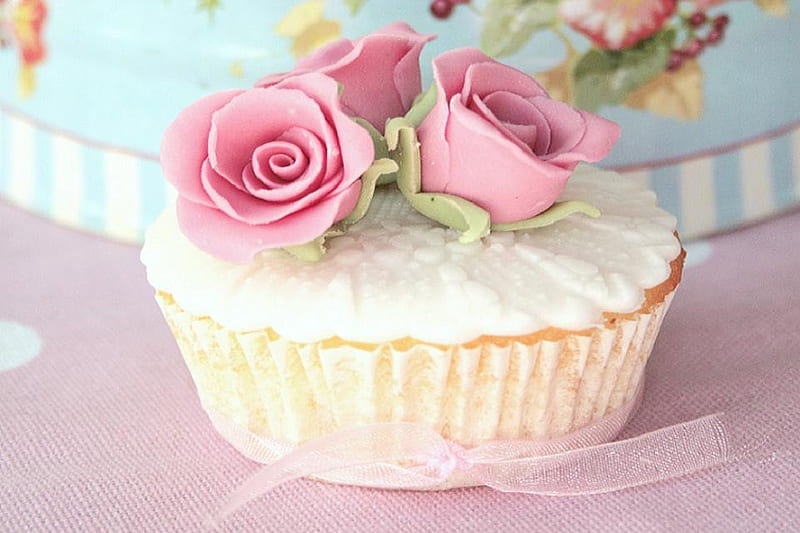 cupcake of rose, lovely, rose, food, bonito, soft, roses, bud, buds, plants, blossoms, flowers, nature, blooms, nice pretty, delecate, HD wallpaper
