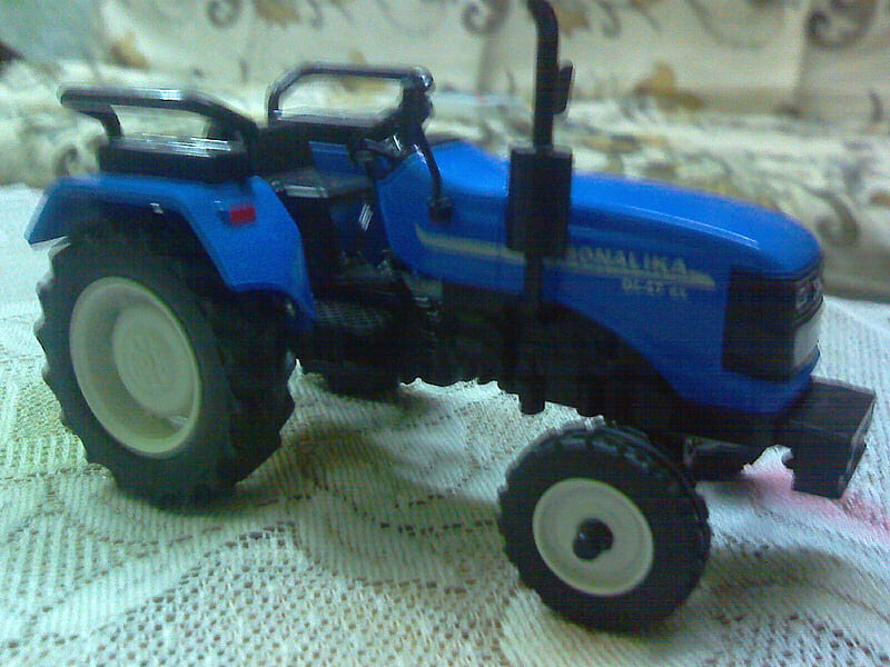 sonalika tractor scale model, scale, model, sonalika, tractors, toys, centy, HD wallpaper