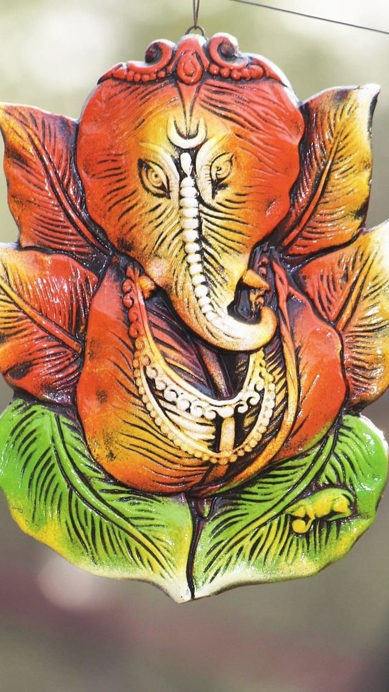 Amazon.com: eCraftIndia Silver Metal Lord Ganesha On Leaf Wall Hanging -  Exquisite Hindu God Figurine For Home, Temple, Office, Sacred Spaces - Gift  For Housewarming, Festive Occasions, And Spiritual Blessings : Home