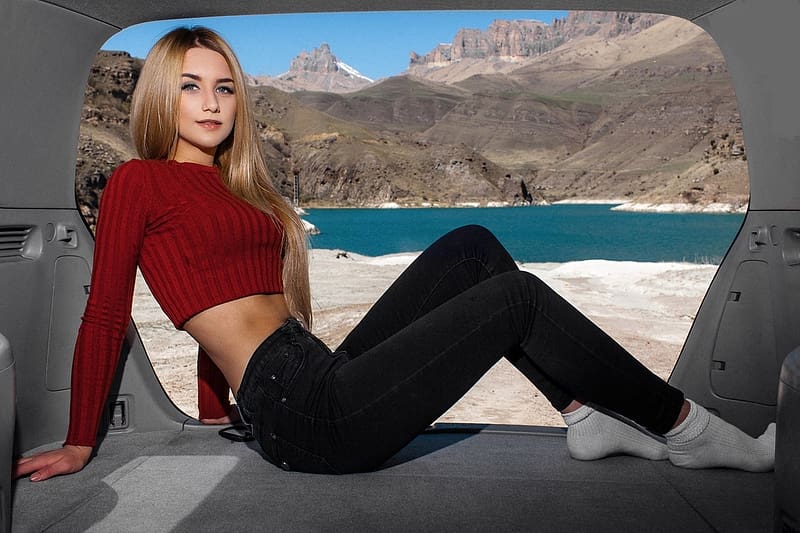 Blonde in back of an SUV, Blondr, black jeans, red top, lake and mountain, grey socks, tail gating, HD wallpaper