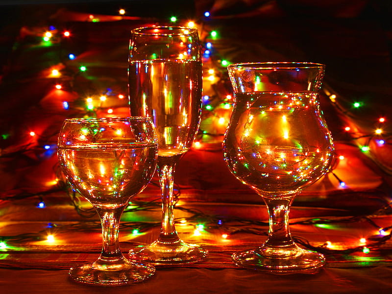 New year glasses, red, christmas, holiday, wine, toast, glasses, champagne, loghts, HD wallpaper