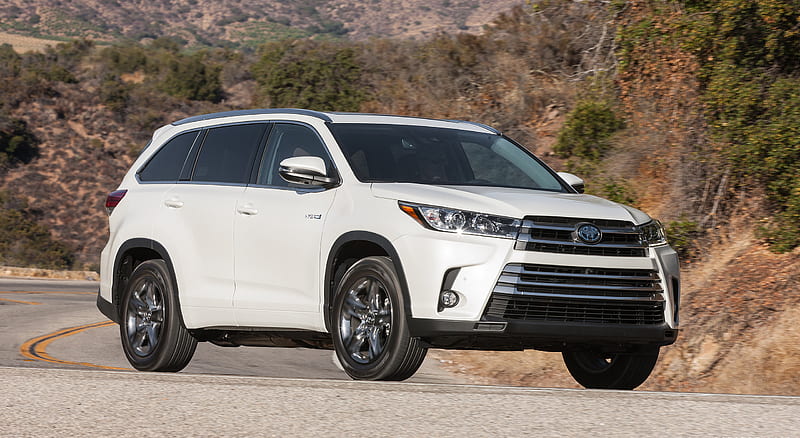 2017 Toyota Highlander Hybrid Limited Platinum - Front Three-Quarter ...