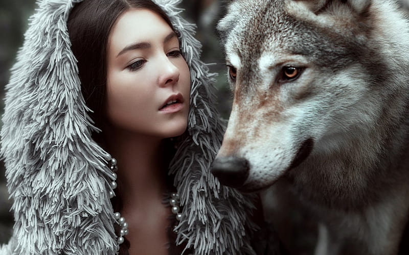 The girl and the wolf, girl, model, lup, wolf, woman, fur, animal, winter, HD wallpaper