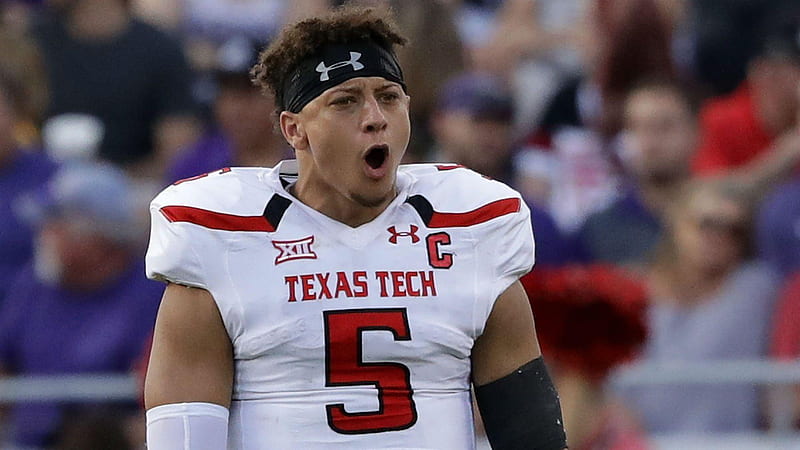 patrick mahomes is wearing white sports dress in blur audience background with open mouth sports, HD wallpaper