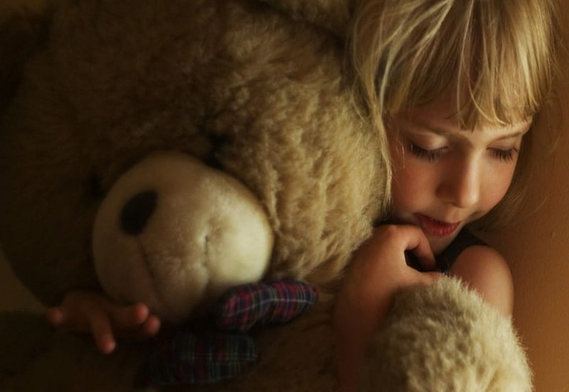 Me and my Teddy Bear, we got no worries, we got no cares., Cuddle, Love, Bear, Hug, Teddy, Girl, Child, HD wallpaper
