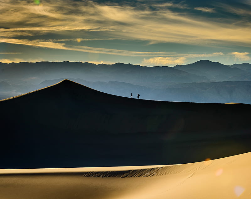 Desert Dunes Walkers Ultra, Nature, Desert, Travel, People, Hike, Dunes, Adventure, Wandering, HD wallpaper