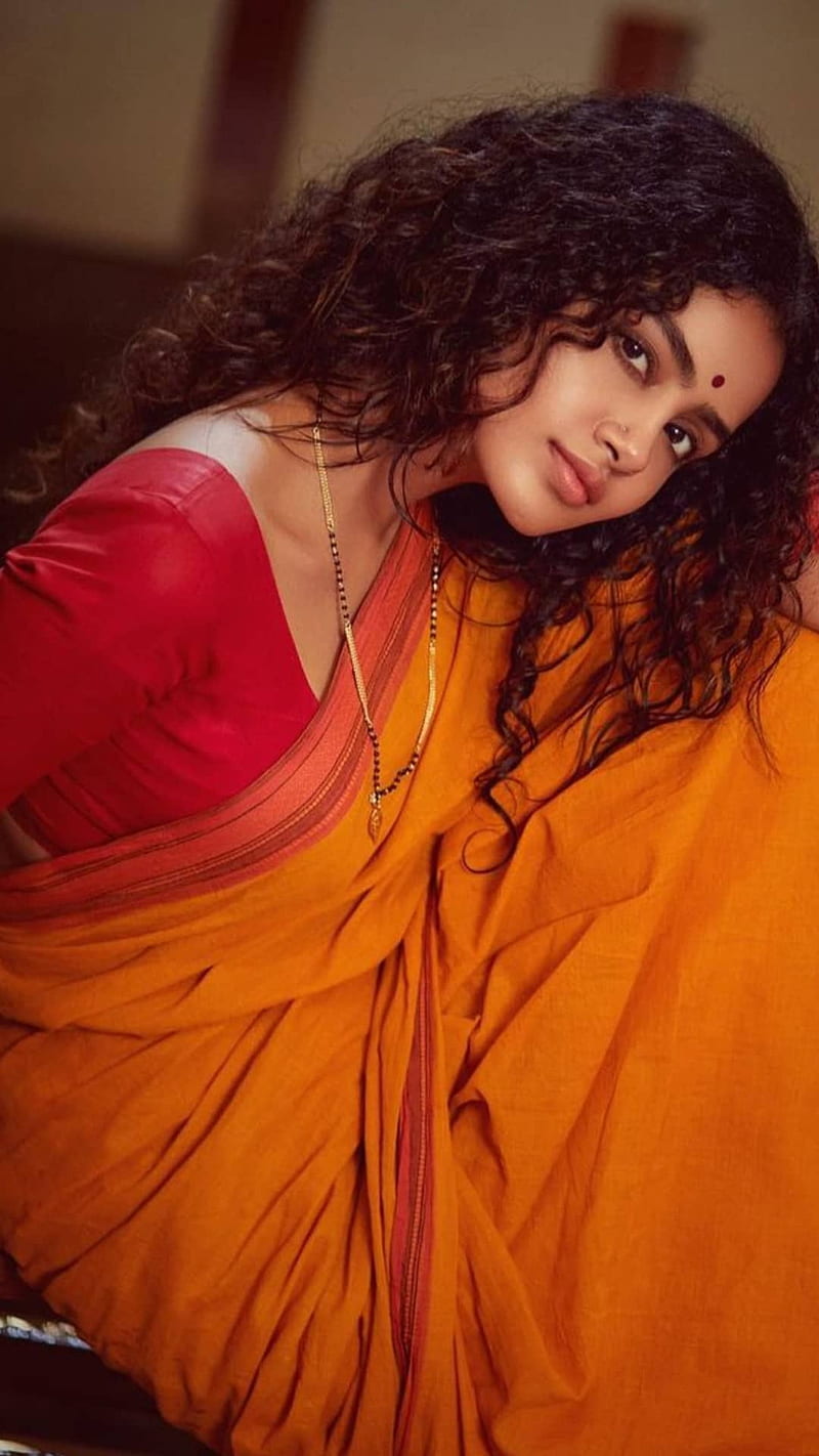 Anupama, actress, hot, saree, south, HD phone wallpaper