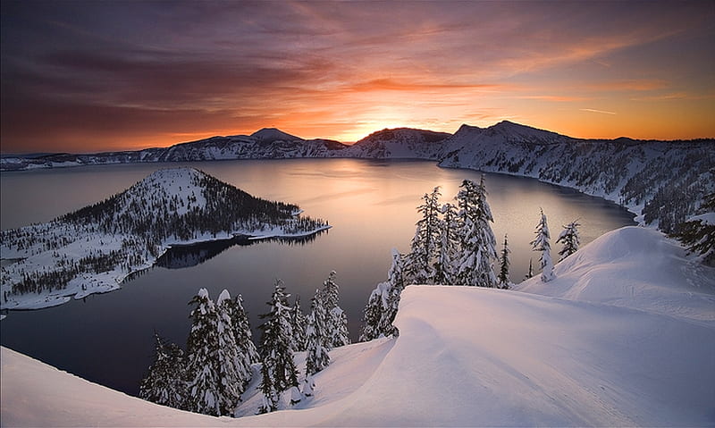 Mountain Lake, orange, scarlet, background, clouds, cenario, snowy, afternoon, nice, calm, multicolor, crater lake, scenario, mounts, landscapes, shadows, peaks, beauty, evening, morning, paisage, declive, dawn, paysage, cena, black, winter, cool, snow, purple, mountains, ice, awesome, computer, violet, colorful, gray, bonito, cold, mirror, scenery, pink, blue, night, amazing, calmness, multi-coloured, clear, colors, refl, crater, paisagem, icy, day colours, nature, reflected, frozen, reflections, pc, natural, scene, scarlat, HD wallpaper