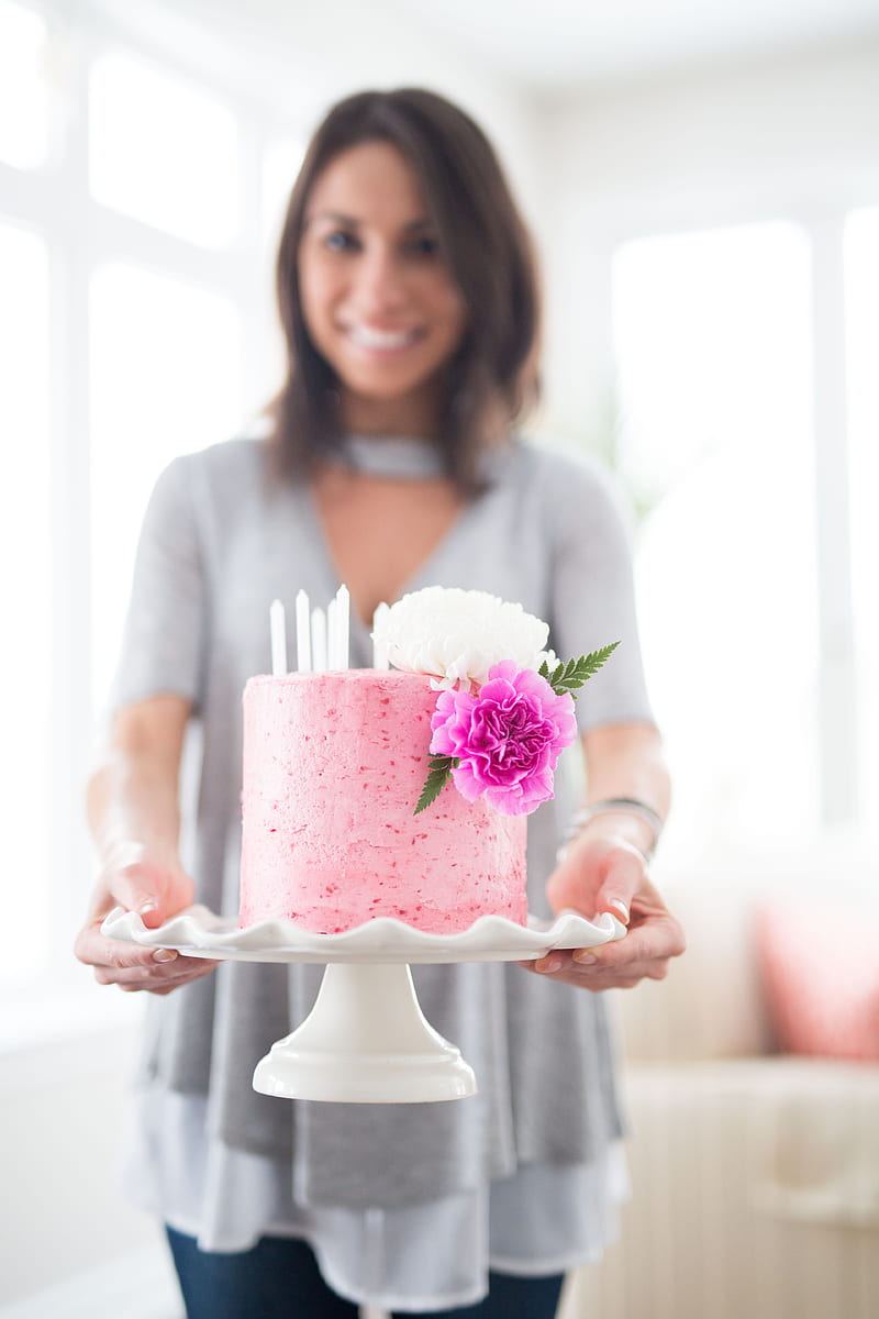 woman holding one layer of cake with stand, HD phone wallpaper