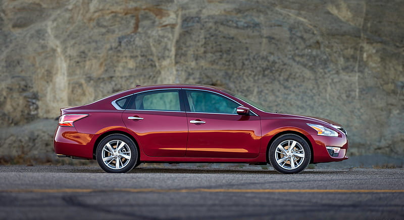2015 Nissan Altima - Side , car, HD wallpaper 2015 Nissan Altima - Side , car, HD wallpaper