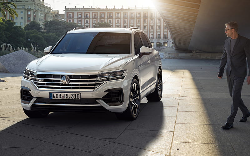 Volkswagen Touareg, 2018, R-Line, front view, exterior, business class, new luxury SUV, new white Touareg, TDI, Volkswagen, HD wallpaper