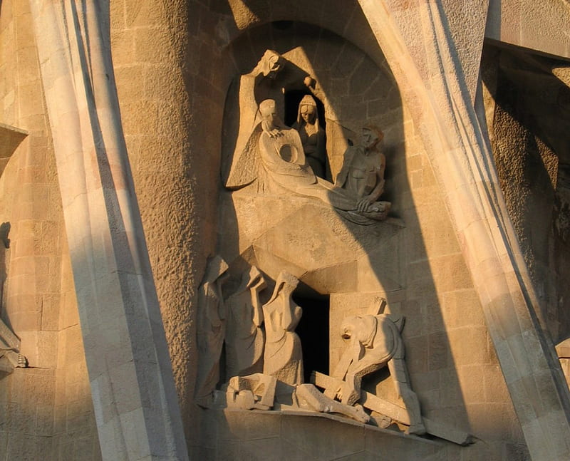 Sagrada Familia of Antoni Gaudi 7, architecture, religious, lord, religion, spiritual, cathedrale, spain, christ, barcelona, gaudi, graphy, statue, god, meditation, HD wallpaper