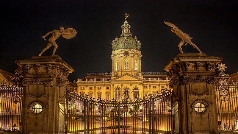 wonderful gate to charlottenburg castle in berlin, gate, statues, castle, lights, night, HD wallpaper