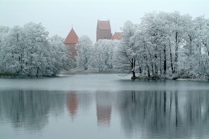 Castle in the Ice, little, marienburg, water, snow, galve, trakai, ice, lithuania, island, castle, frost, HD wallpaper