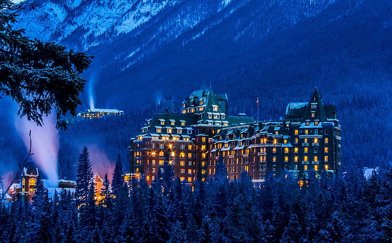 Banff Springs Hotel, Lake Louise, Alberta, resort, dusk, twilight, trees, lights, winter, mountain, national park, america, evening, night, canada, HD wallpaper