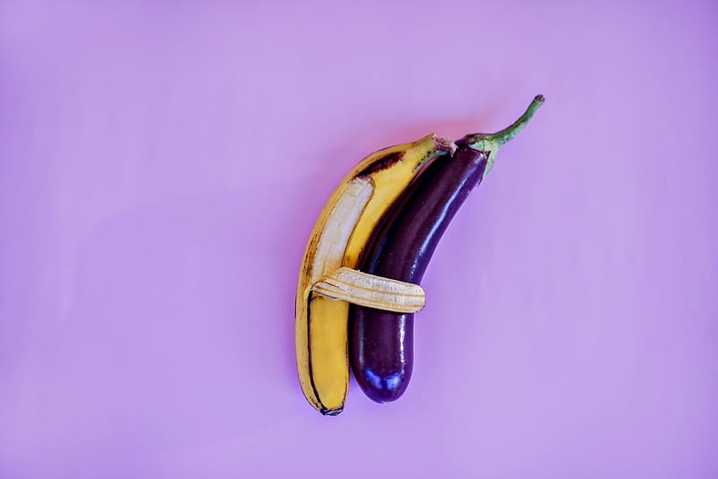 banana peel on pink surface, HD wallpaper