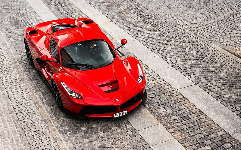 Ferrari Laferrari News and Information