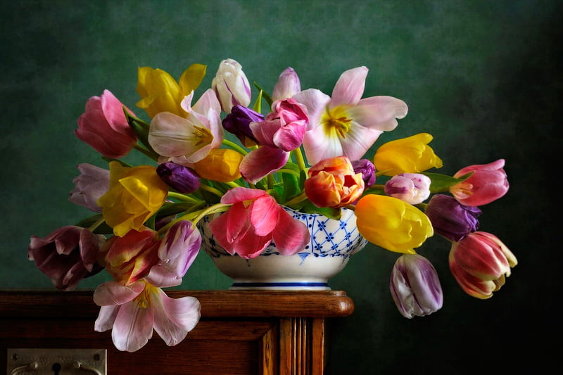 Bouquet of colorful tulips, pretty, colorful, lovely, vase, bonito, still life, bouquet, flowers, tulips, HD wallpaper