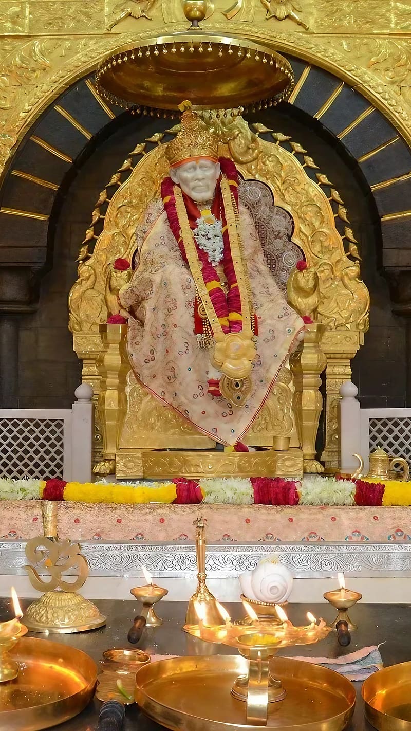 shirdi sai baba golden throne photos