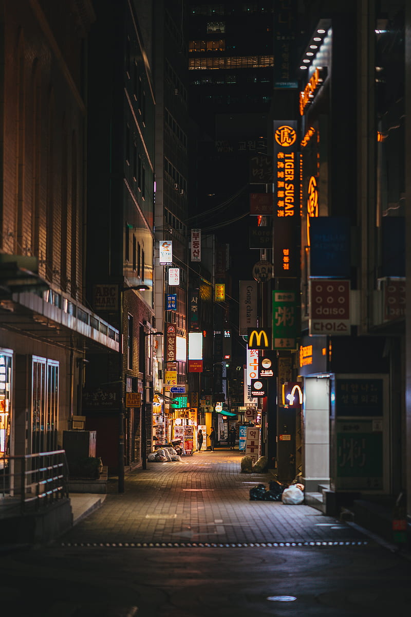 people walking on sidewalk during night time, HD phone wallpaper