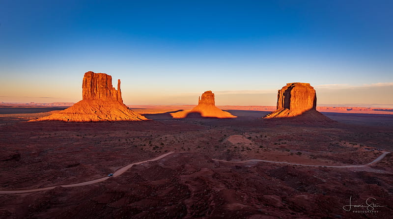 Monument Valley Sunset Ultra, Nature, Landscape, View, Serenity, Travel, Colorful, bonito, Autumn, West, Desert, Sunset, Scenery, Rock, Wild, Valley, Road, Calm, Amazing, graphy, Sand, Golden, Rocks, Arizona, Monument, Mittens, Hour, Navajo, Before, Peaceful, Mystical, Point, Butte, Clear, canon, Monolith, Mark, stunning, Skies, iconic, tripod, Magnificent, Nation, Plains, wideangle, unitedstates, goldenhour, 1635mm, navajonation, landscapegraphy, cliche, viewing, monumentvalley, CanonEOS5DMarkIV, beforesunset, bracketed, bracketing, iso100, majestical, naturegraphy, natureview, travelgraphy, viewingpoint, wildwest, canonef1635mmf4lisusm, clearskies, 23mm, HD wallpaper