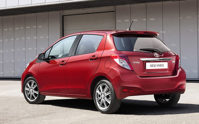 Toyota Yaris saloon car red appearance of the 16, HD wallpaper
