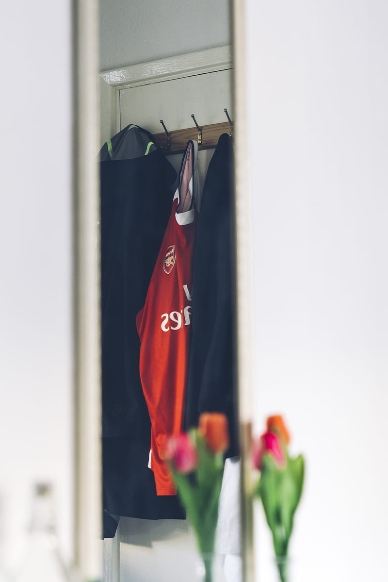red Fly Emirates shirt hanging on the cabinet, HD phone wallpaper