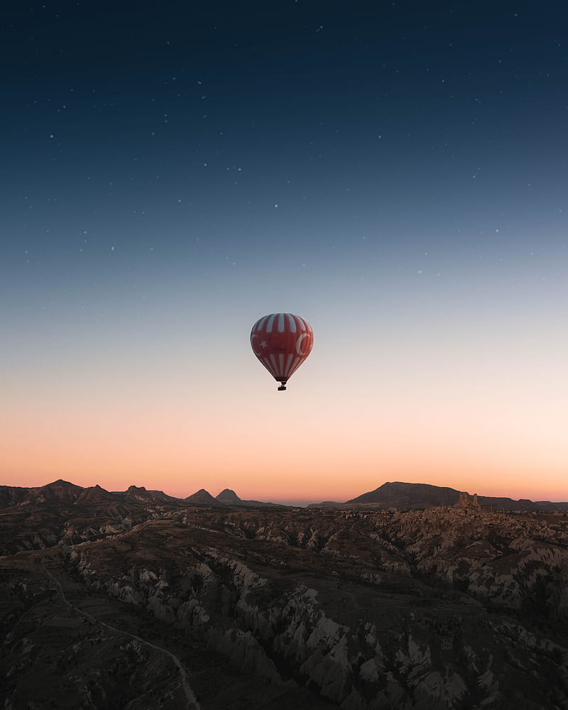 Fire balloon flying, bonito, blue, cloud, fly, hot air, mountain, nature,  vertical, HD phone wallpaper | Peakpx