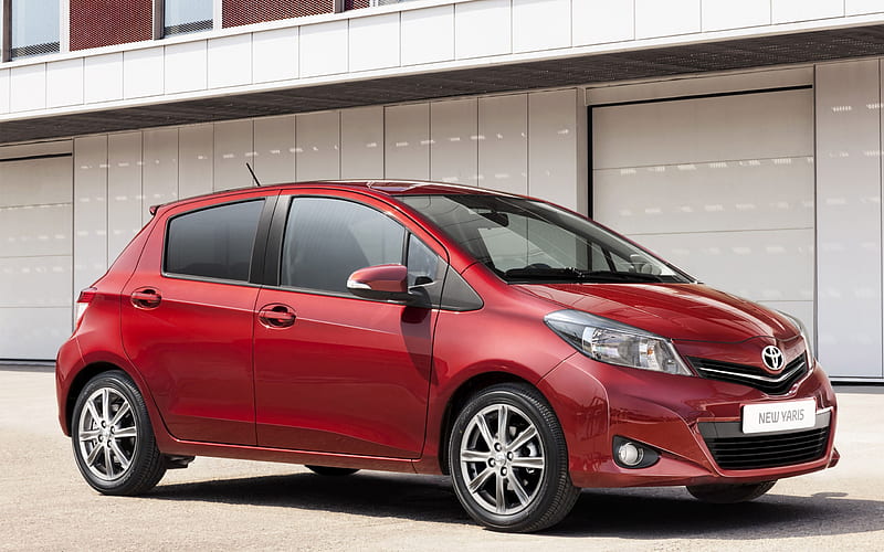 Toyota Yaris saloon car red appearance of the 15, HD wallpaper
