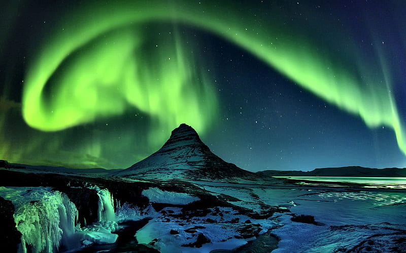 Aurora Kirkjufell Snfellsnes 1, aurora, borealis, bonito, winter, forces if nature, graphy, snow, wide screen, nature, scenery, Iceland, HD wallpaper