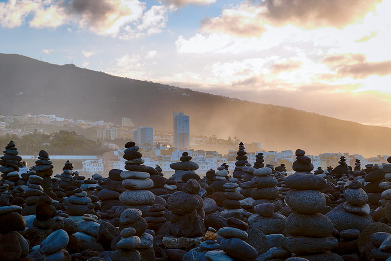 stones, city, mountains, fog, landscape, HD wallpaper