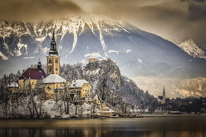 Winter at Lake Bled, Slovenia, island, snow, church, mountains, sky, HD wallpaper