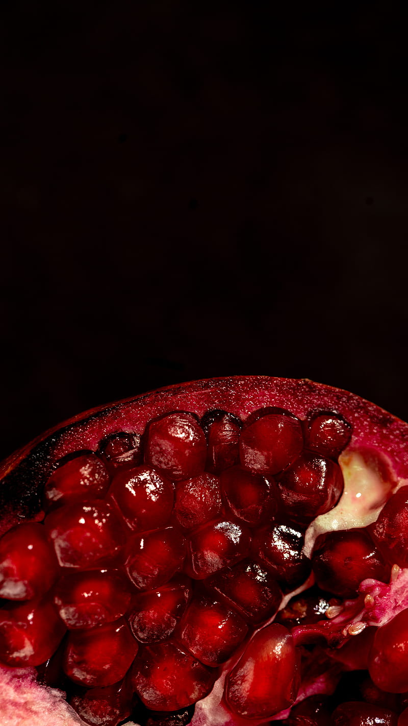 Red Round Fruit on Black Background, HD phone wallpaper