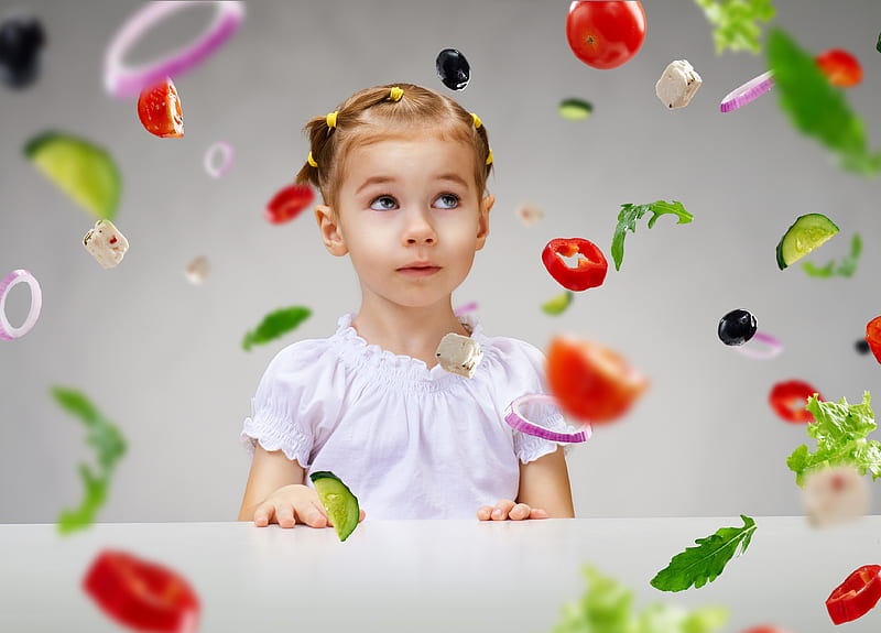 Little Girl, Tomatoes, Surprise, Girl, Vegetables, HD wallpaper