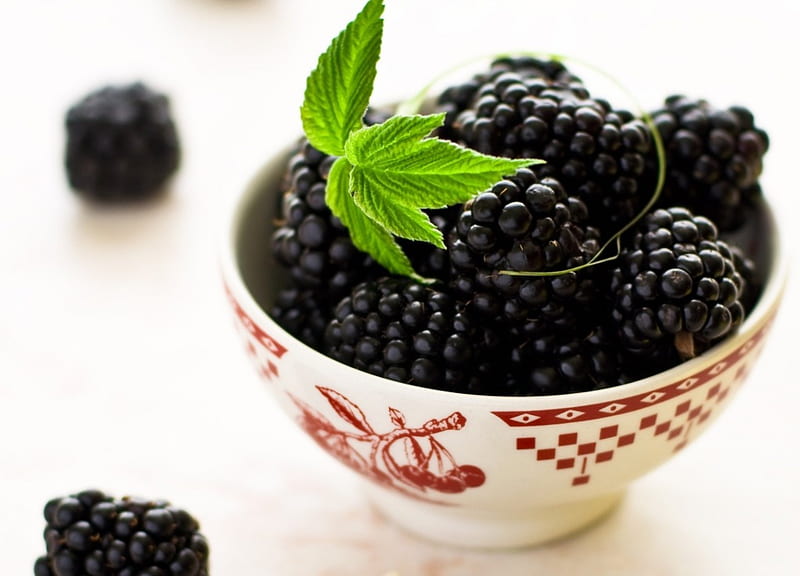 *** Blackberries ***, leaves, blackberries, green, bowl, HD wallpaper