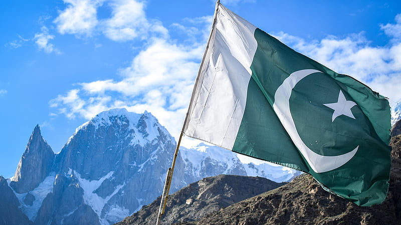 Pakistan Flag In White Covered Mountain Background Under White Clouds Blue Sky Pakistan Flag, HD wallpaper