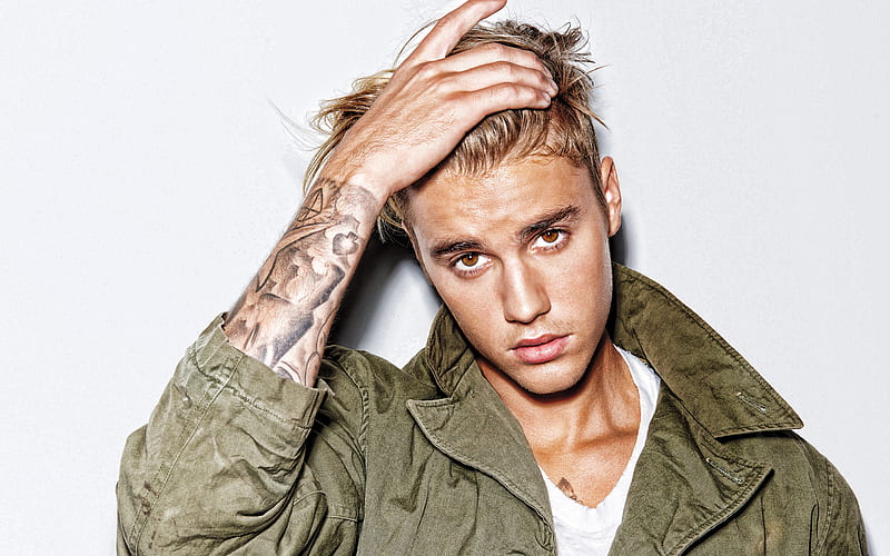 Justin Bieber, canadian singer, portrait, hoot, green jacket, popular singers, HD wallpaper