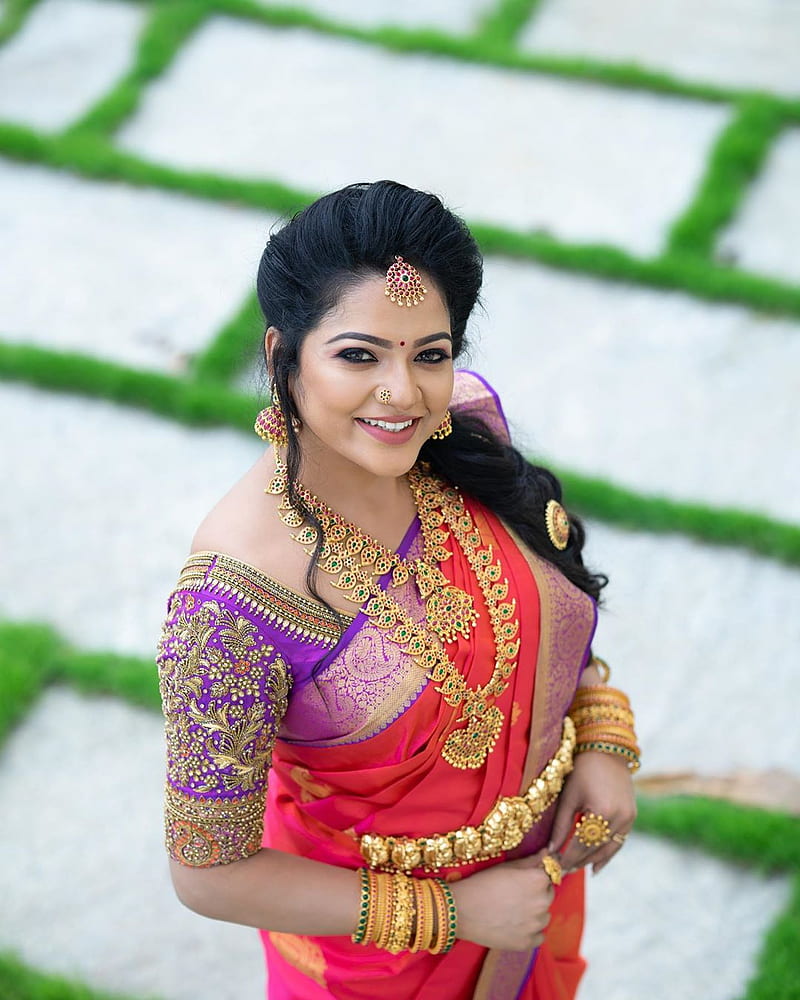 VJ Chitra Mullai Wallpaper APK for Android Download