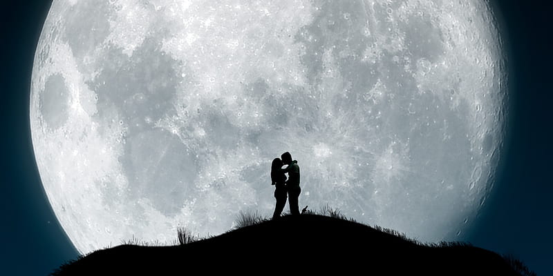 Supermoon kiss, lovers, moon, texture, black, supermoon, white, silhouette, kiss, HD wallpaper