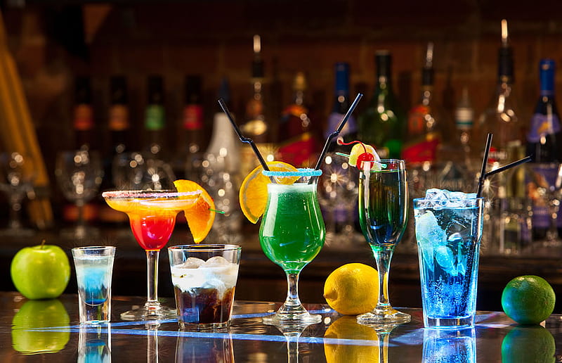 cocktails, apple bar, colors, bonito, beverage, lemon, fruit, alcohol, graphy, nice, cool, ice, bottles, cups, HD wallpaper