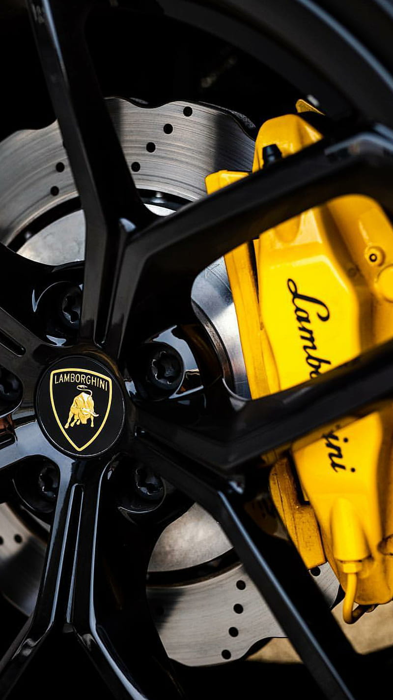 Lamborghini Wheel, lamborghini, huracan, black, yellow, wheel, car, supercar, sports, HD phone wallpaper