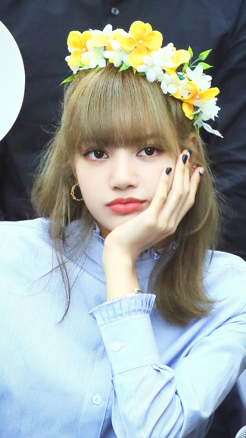 Total 103+ imagen foto blackpink lisa - Viaterra.mx