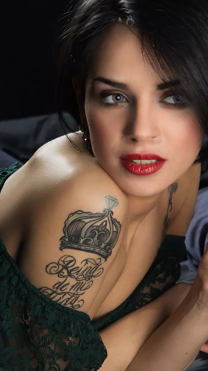 Beauty Bonito Blue Eyes Girl Gorgeous Red Lips Tattoo Hd Phone